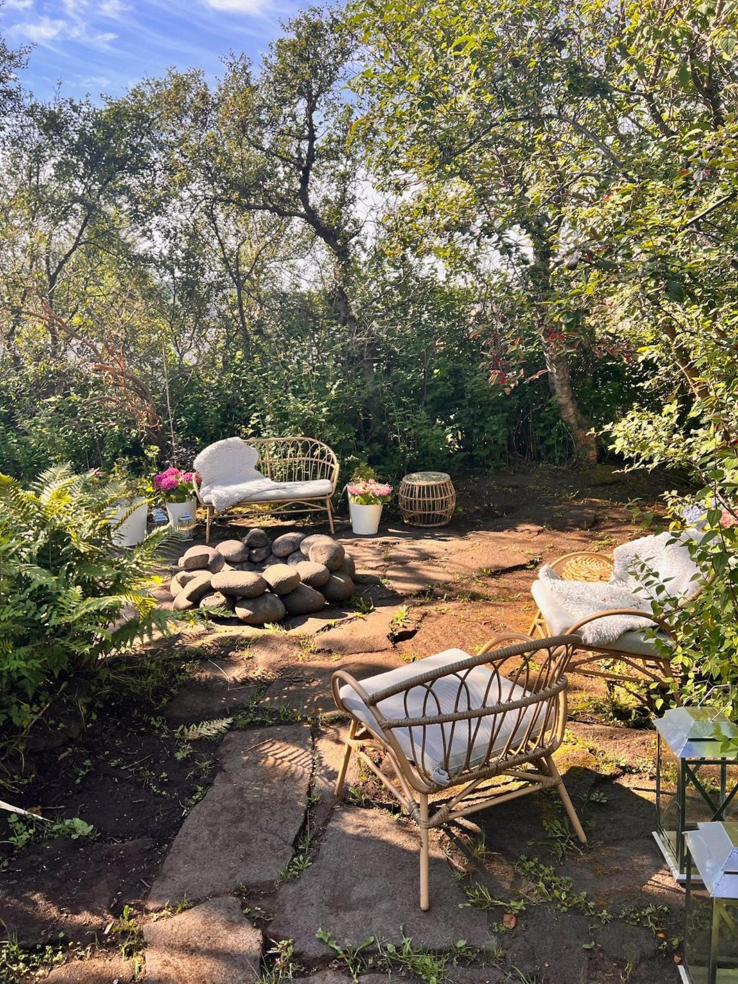 Casa Disa - Dreams, A Boutique Guesthouse In Reykjavik City'S Central Park And Botanical Garden In Laugardalur, Hot-Spring-Valley Ngoại thất bức ảnh